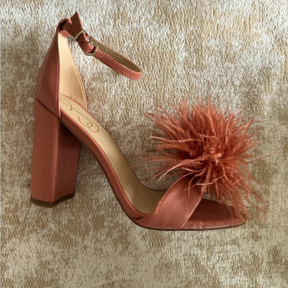 Brand New Sam Edelman  Yaro Feather heels Siena Rosa 7.5